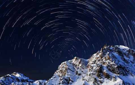 山峰小道星轨背景山峰星轨背景设计图片