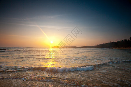 海边的夕阳休闲高清图片素材
