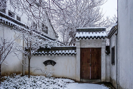 雪中浙江海宁盐官古城景区背景图片