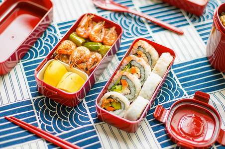 吃饭团寿司餐盒背景