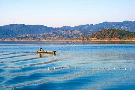 清新渔夫安徽花亭湖风景区背景