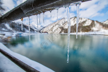 冬日冰柱背景图片