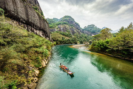 澜沧江游船武夷山水背景