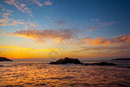 浪波海上朝霞背景