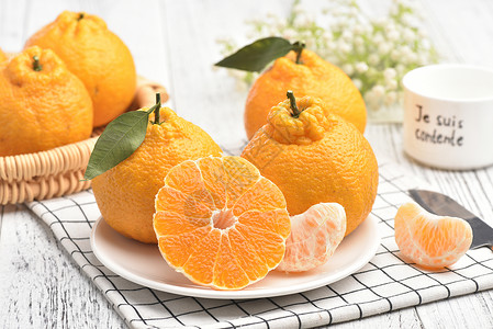 丑橘耙耙柑刨开的丑橘掰丑橘高清图片