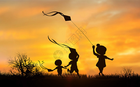在一起玩耍夕阳下放风筝的孩子设计图片