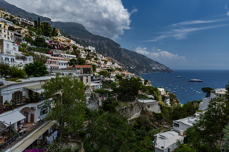 意大利著名旅游小镇阿马尔菲海岸线波西塔诺高清图片