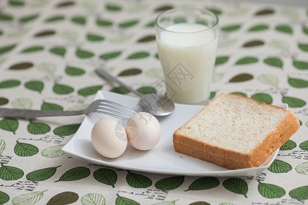 早餐鸡蛋牛奶面包高清图片