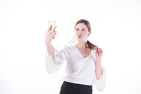 外国女性白领用手机自拍图片