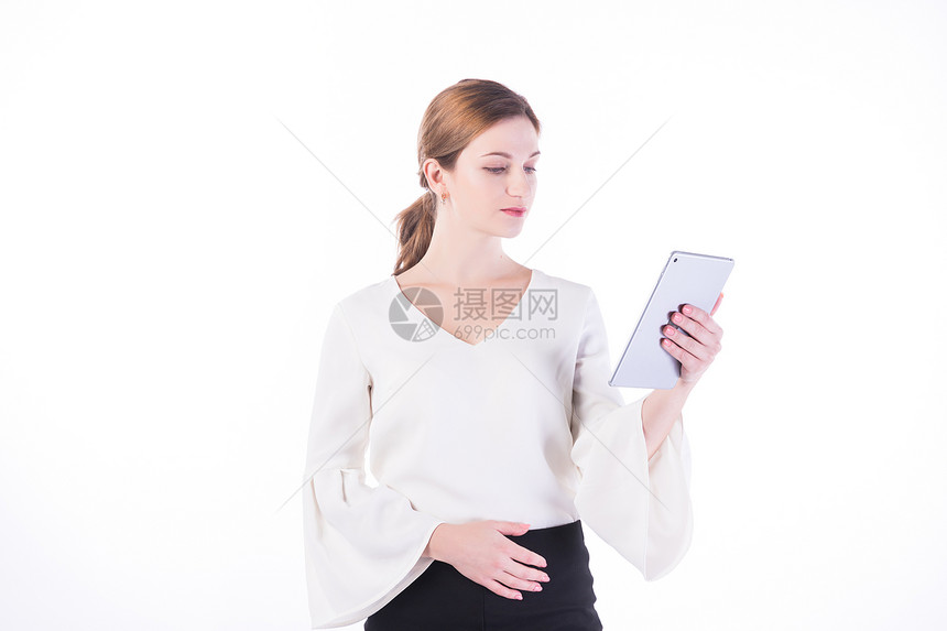 外国女性白领用平板电脑 图片