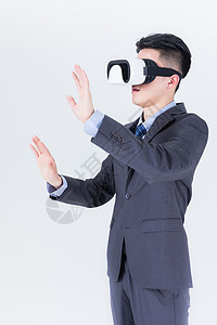 男性商务VR眼镜背景图片