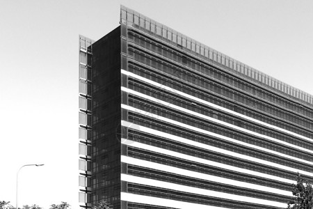 黑白风现代建筑摄影背景图片
