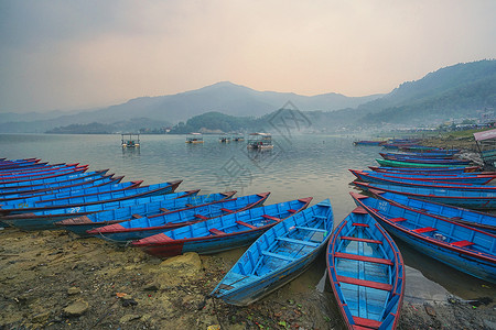 尼泊尔博卡拉费瓦湖高清图片