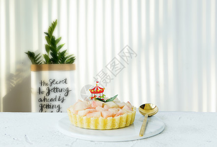 创意水果蛋糕美食背景设计图片
