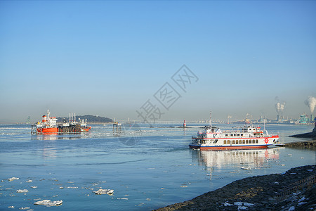 离岸海域韩国仁川港船只背景