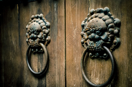 汉口里古代门锁背景图片