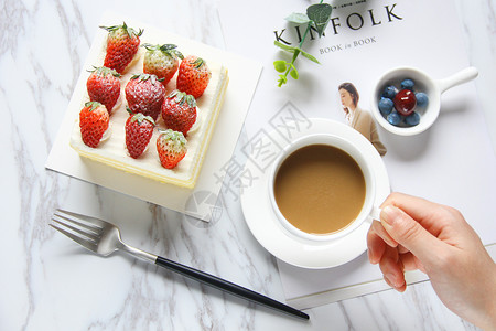 美味草莓蛋糕图片
