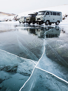 贝加尔湖北线冰裂图片