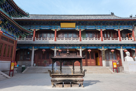 山东青岛湛山寺背景