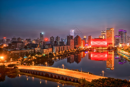 武汉楚河万达瑞华酒店夜景高清图片