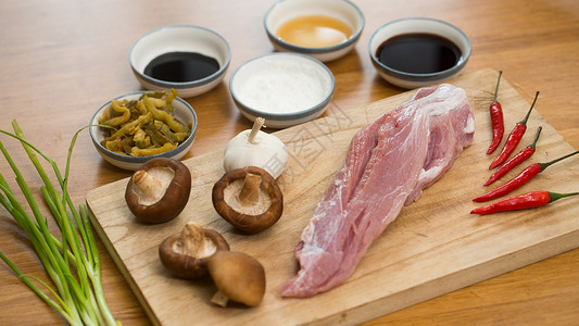 香菇炒肉丝食材图高清图片