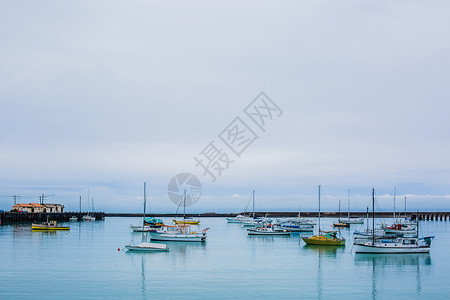 山水帆船素材新西兰海边帆船背景