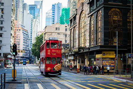 俯视斑马线香港 轨道电车背景