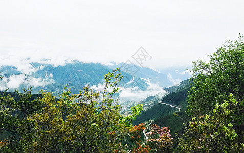 四川山河徒步登山背景