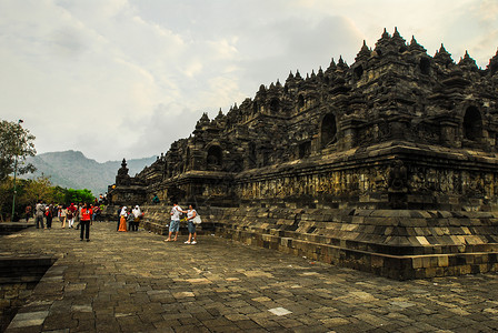 印尼爪哇岛上的婆罗浮屠佛塔图片