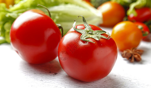 新鲜西红柿背景图片
