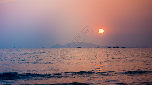 海南三亚湾日落高清图片