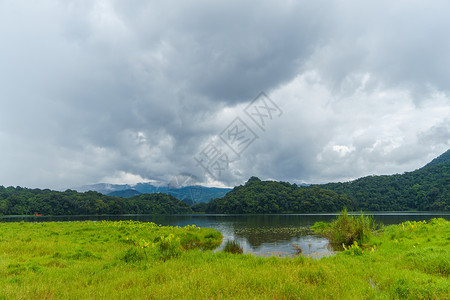 云南勐梭龙潭背景