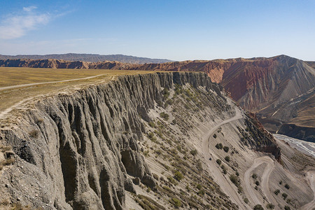 新疆红山大峡谷背景图片