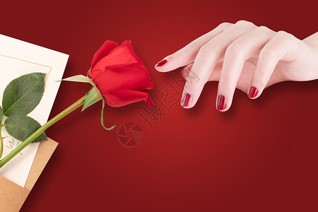情侣手拿中国结情侣表白送玫瑰设计图片