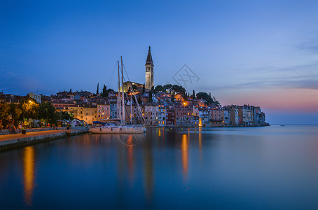 克罗地亚足球队欧洲旅游名城罗维尼风光背景