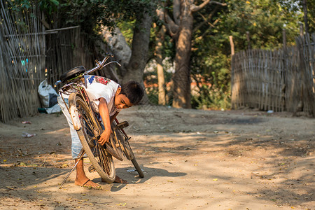 缅甸街头儿童图片