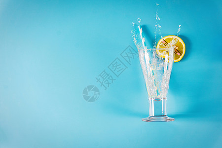 柠檬杯柠檬果汁设计图片