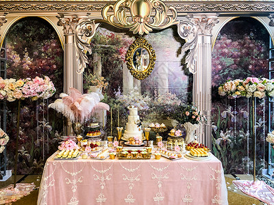 花店桌婚礼现场的甜品桌背景