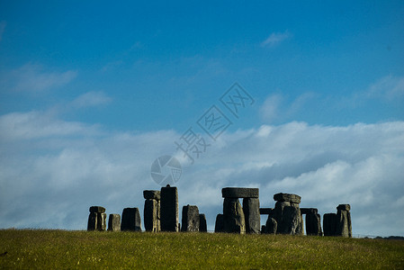 英国英格兰平原上的巨石阵图片