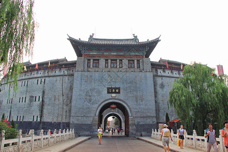 洛阳古城丽景门河南洛阳丽景门老街背景