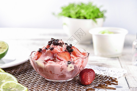甜瓜冰沙一碗清爽的水果冰沙背景