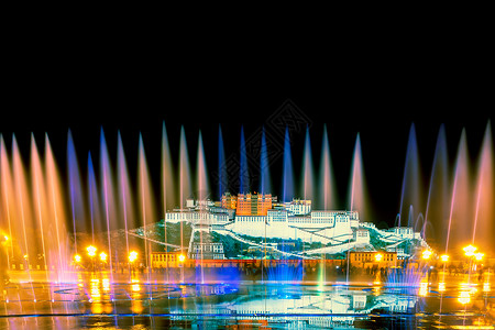 布达拉宫的喷泉背景图片