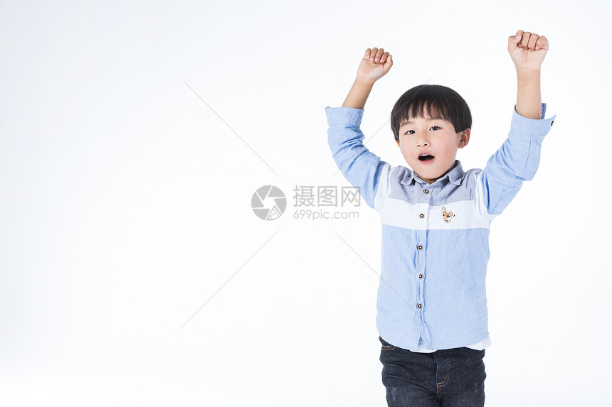 儿童握拳高举图片