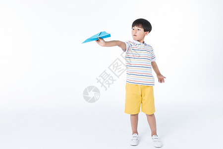 儿童玩纸飞机背景图片