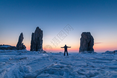 冰海冰雪探险者背景