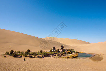 月牙泉鸣沙山月牙泉背景