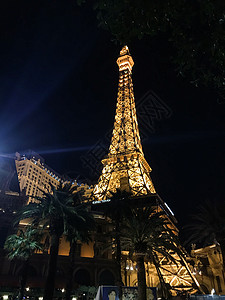 拉斯维加斯夜景拉斯维加斯巴黎铁塔背景