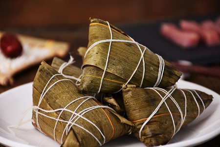 包粽子的箬叶中国传统端午节节日特色食品粽子背景