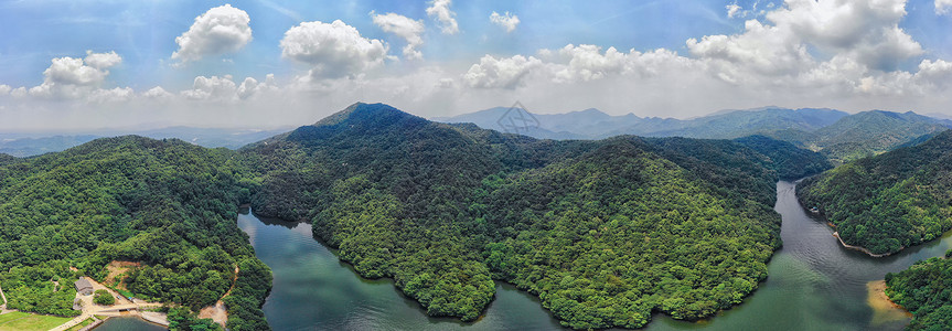 山顶的湖俯瞰湖北木兰天池全景长片背景