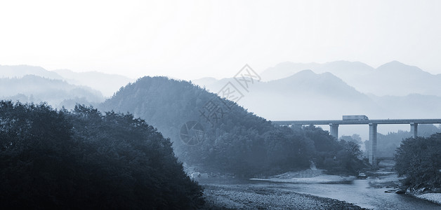 大别山山区高架背景